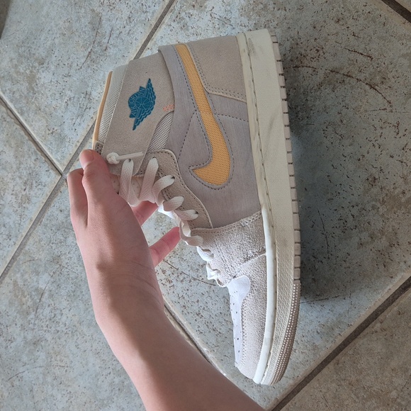 Jordan1 - Picture 4 of 12